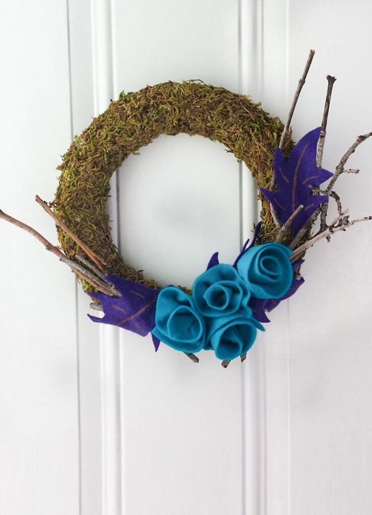 craft moss DIY wreath